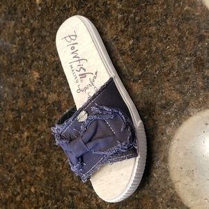 Fondue blowfish sandal.